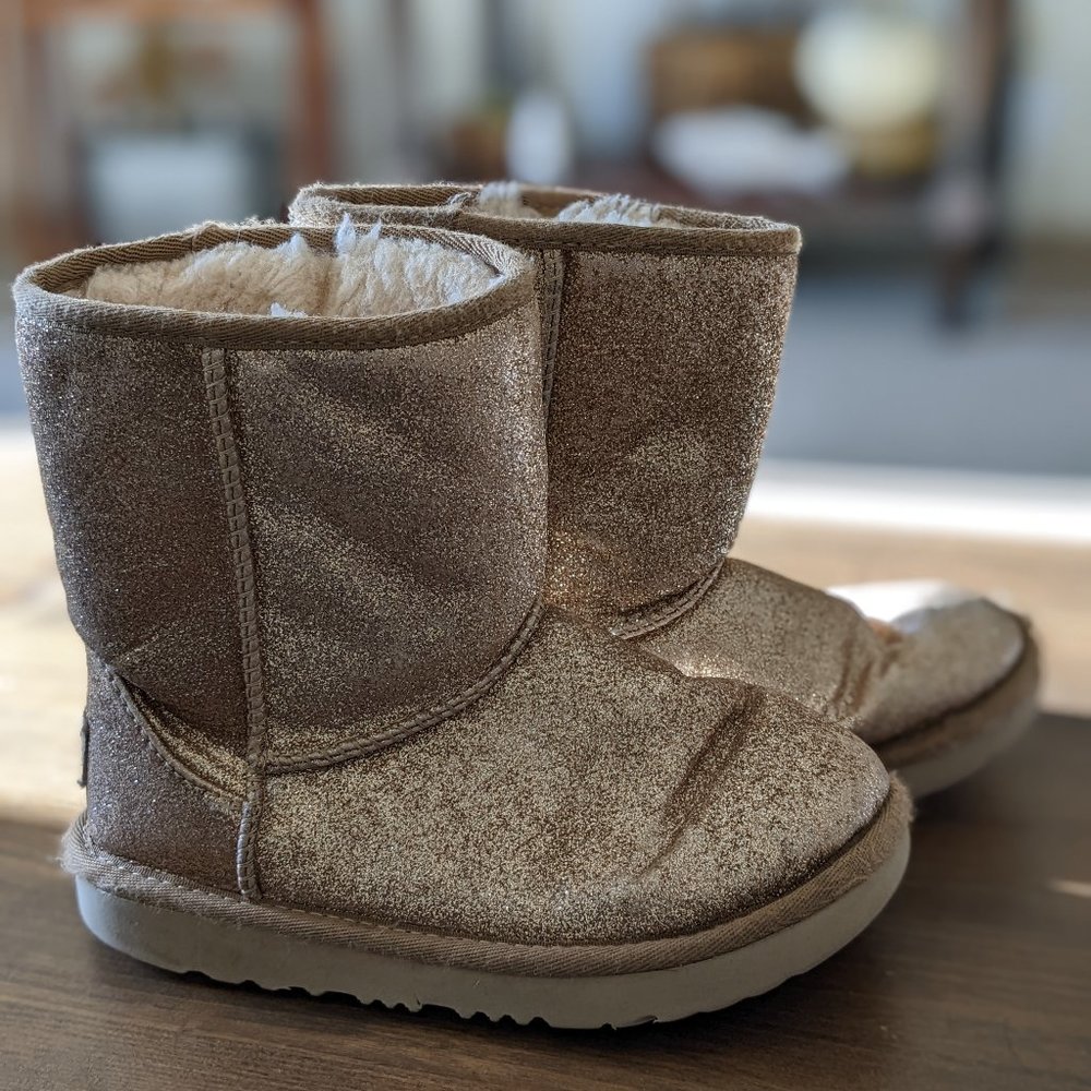 Kid's UGG Gold Glitter Classic Short Sparkle Boots